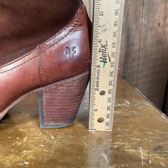 Frye Tessa Zip Short Womens Redwood Leather Ankle Bootie - Size 6 - with box - Picture 10 of 13